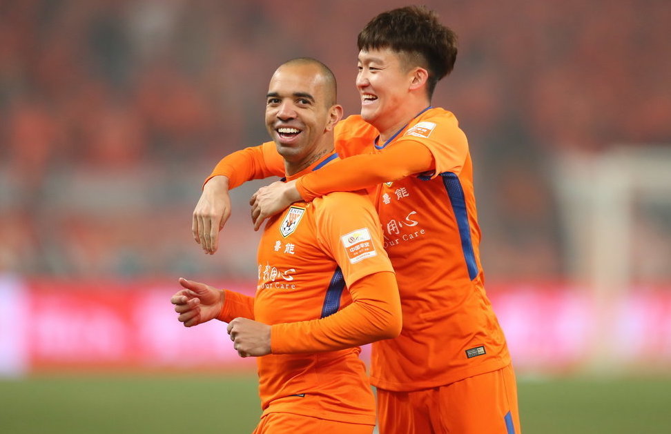 比业余还业余叫什么,2019中超联赛13轮鲁能对重庆