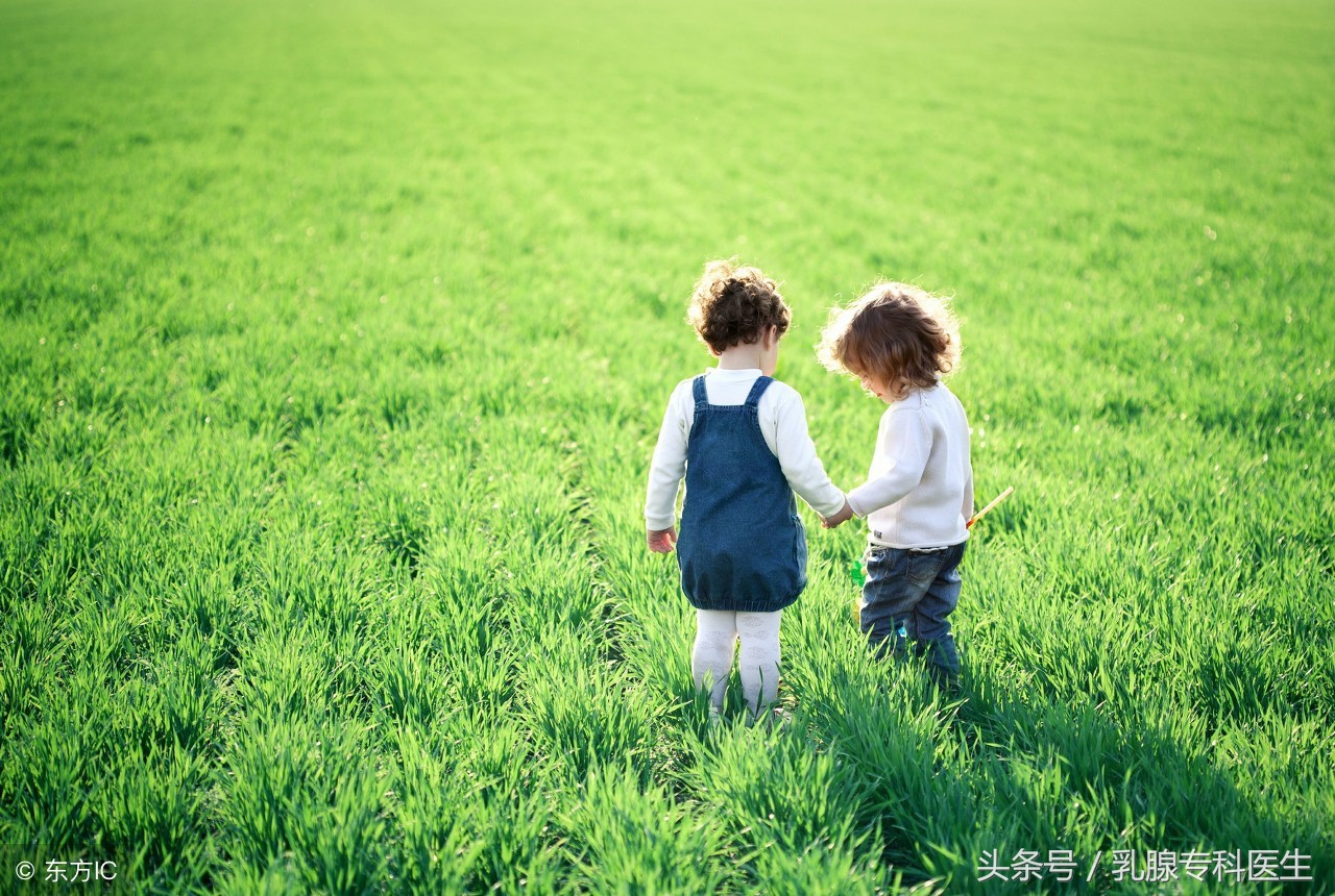 断奶涨奶是挤出来还是忍着,断奶涨的厉害需要吸空吗