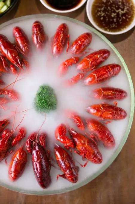 上海有名的网红小龙虾,魔都网红小龙虾