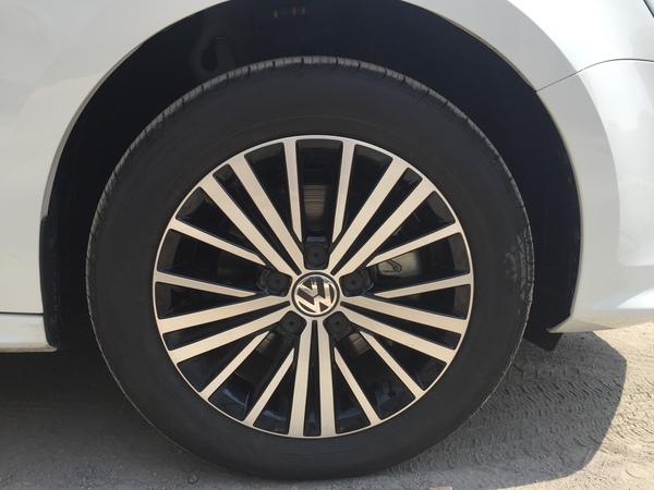 大众速腾1.5超越版提车全过程,25款大众速腾1.4t