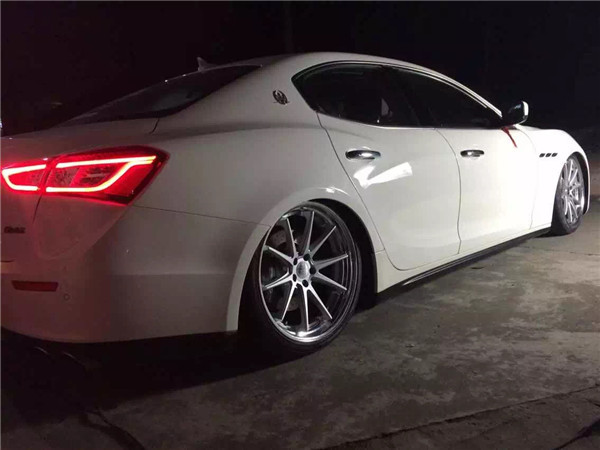 趴低过减速带视频,极致低趴过减速带