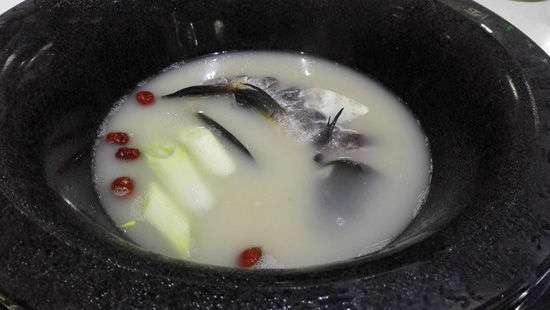 第一美食石锅鱼,衢州美食传奇石锅鱼