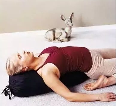 「瑜伽之路」女性调理的三大黄金时期,对应瑜伽教程都在这啦!