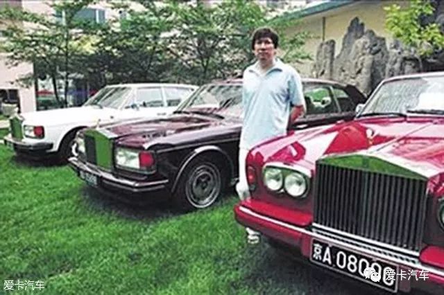 开劳斯莱斯跑车的都是什么人,拥有法拉利劳斯莱斯最多的男人