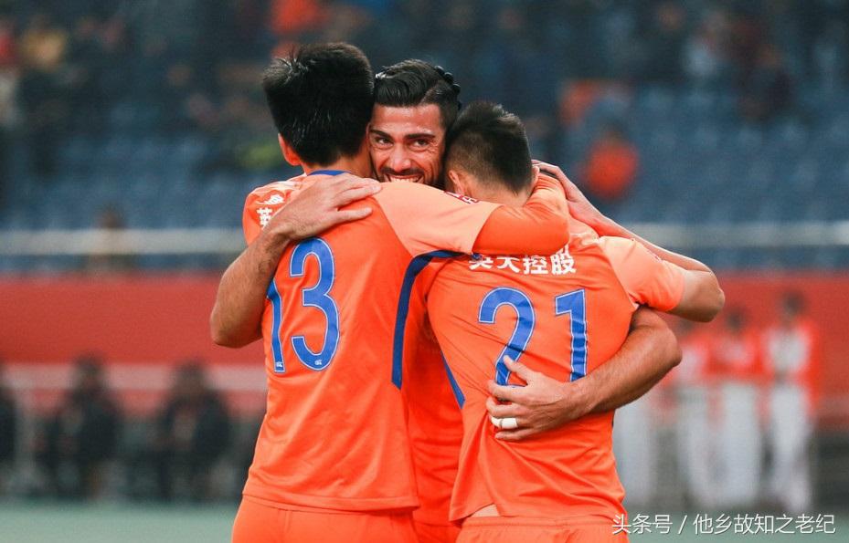 鲁能李霄鹏防守体系,鲁能攻防转换