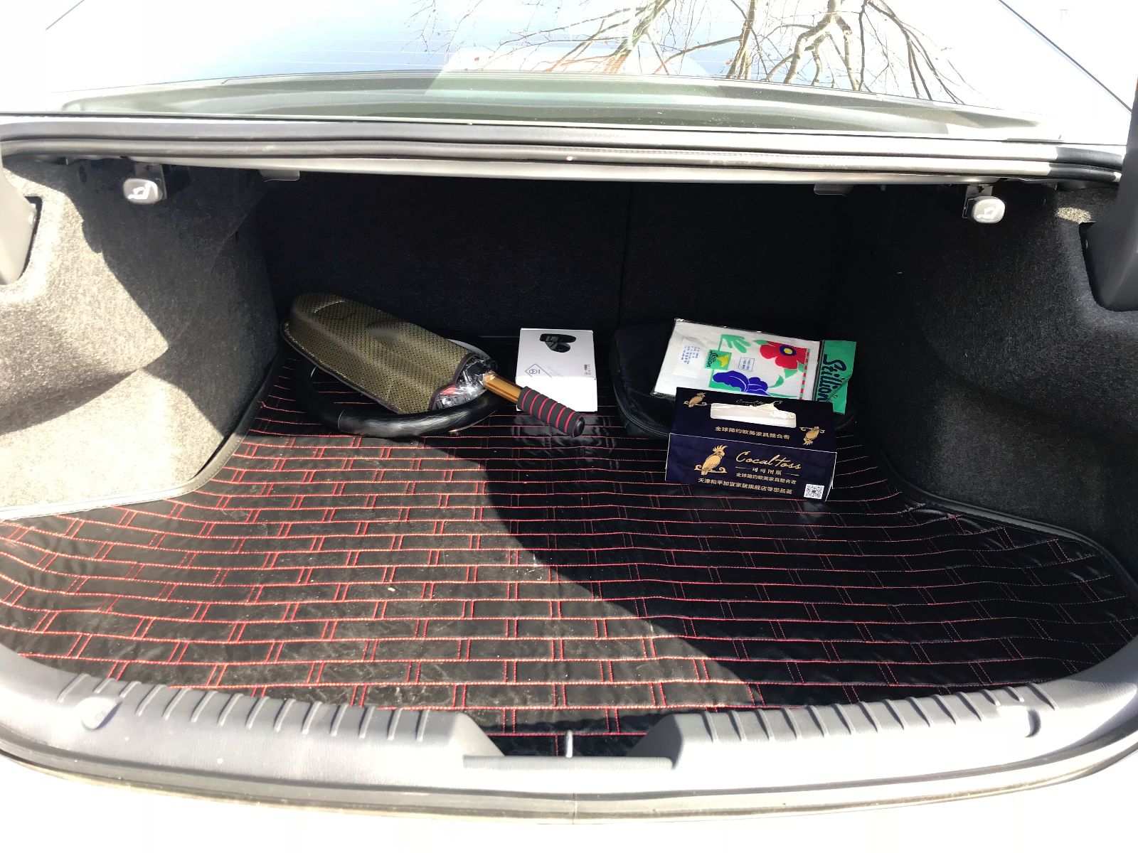 18款银色阿特兹2.5尊崇版二手车,银色阿特兹实车