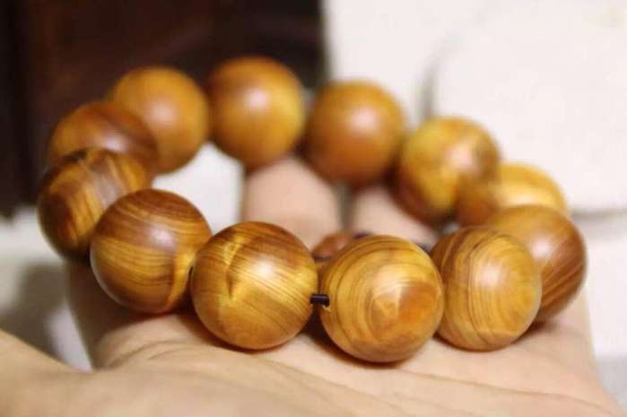树籽类文玩手串哪个值得玩,文玩核桃手串排行榜前十名