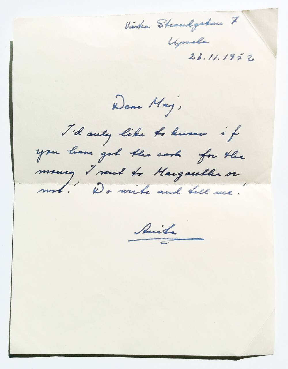 半个世纪前的铁皮箱，打开一个陌生人的罗曼史