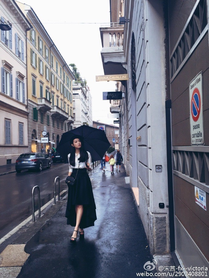 宋茜优雅迷人努力开朗的女神,宋茜被吐槽全能女神令人惊艳