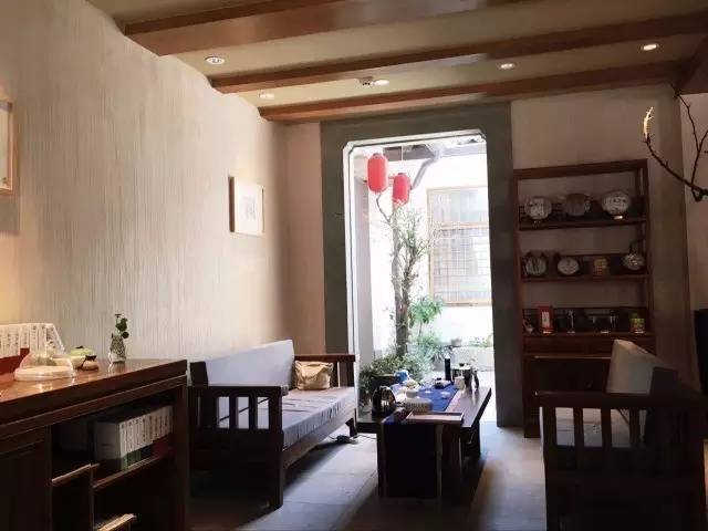 西湖边住宿民宿复式推荐,西湖边民宿四十元一天