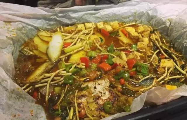 成都麓湖生态城美食街,成都有哪些大学城美食街