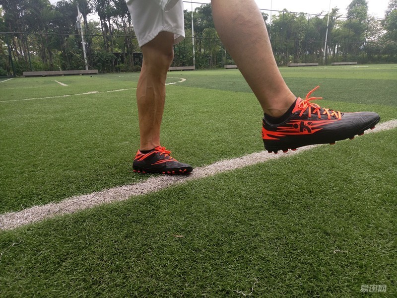 decathlon迪卡侬kio足球鞋,迪卡侬agility900足球鞋白色