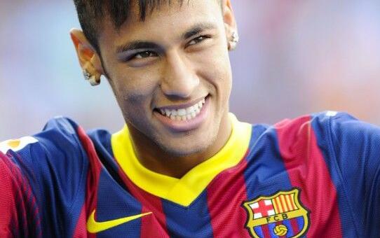 足球明星的足球鞋推荐,足球明星战靴