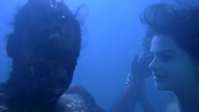 讨厌水象星座的依赖感,水形物语细思极恐细节