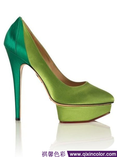 彩虹颜色衣服搭配,跳跃的服装色彩搭配