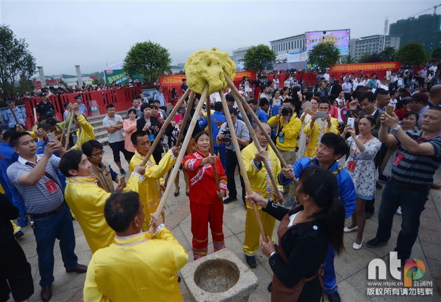 湖南湘菜厨王争霸赛视频,湘菜厨王争霸赛2017视频