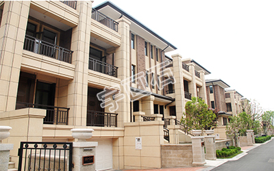 美丽的宇画石，与城市一道见证民族工业的飞速成长