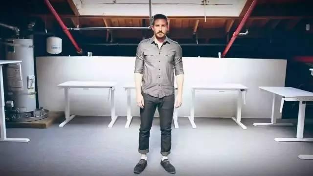 男人必须知道的几个穿衣小技巧,男人穿衣错误示范