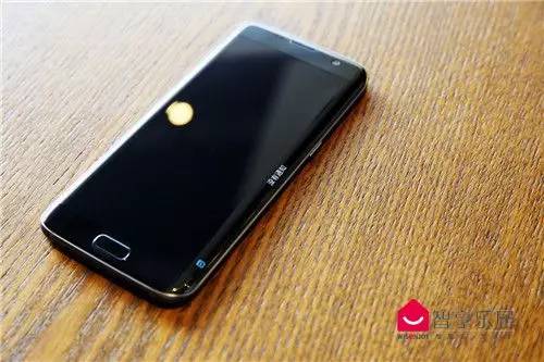 s7edge优点和缺点,同事说买完老后悔