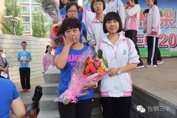 毕业不哭六年级,毕业不哭配乐朗诵