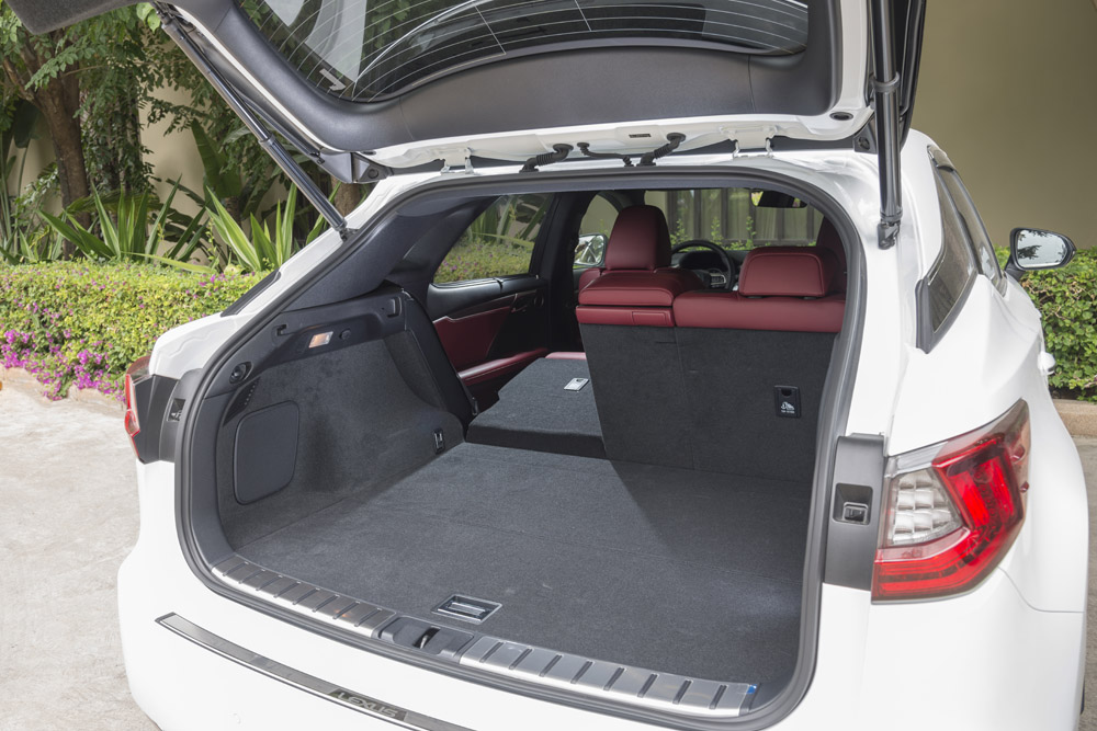 2016款雷克萨斯rx200t评测,试驾雷克萨斯rx2.4t发动机