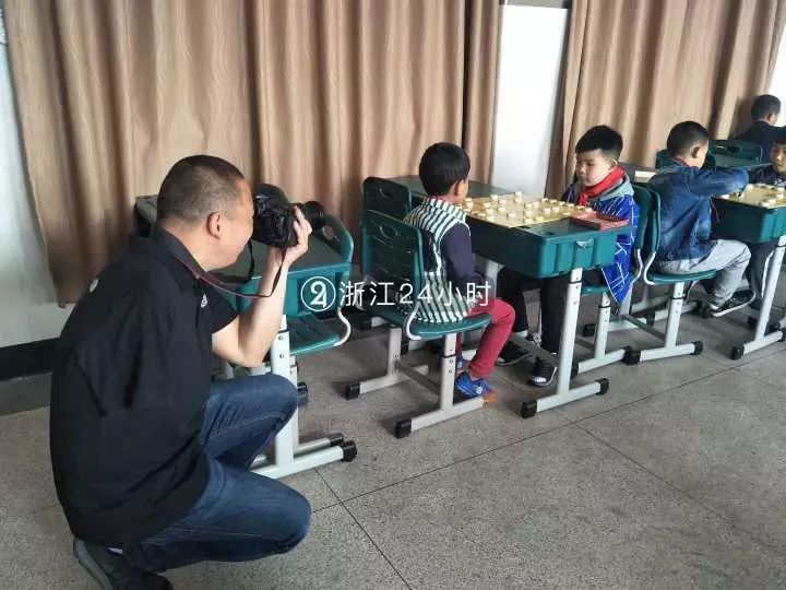 校长都说羡慕他！杭州男子默默为全校拍下数千张照片，真相暖爆