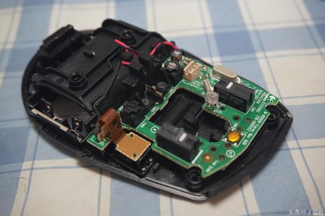 鼠标滑轮坏了怎么修视频,罗技鼠标坏了去哪里修