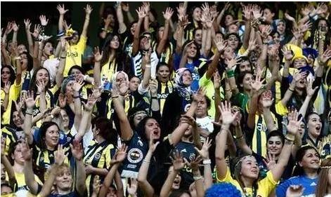 与女朋友看欧洲杯的感受,看欧洲杯女士注意事项