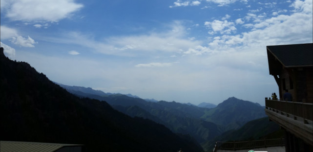 一景一日能观四季：天山“瑶池”是怎样的美轮美奂