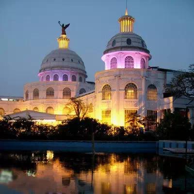 没有雾霾天的郑州还是挺美的