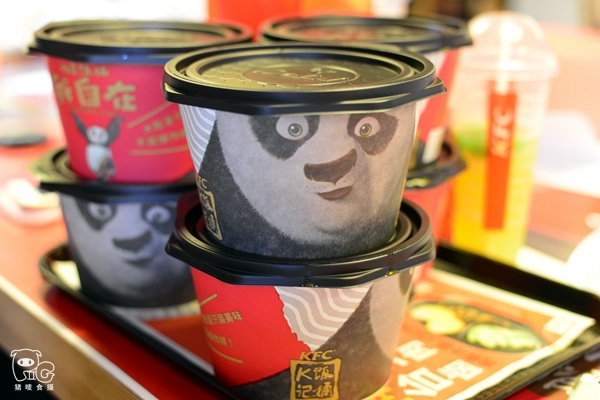 为饭桶正名，功夫熊猫攻占”K记饭桶趴“
