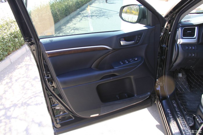2015丰田汉兰达2.0t两驱精英型5座,2022款汉兰达2.0t的优缺点