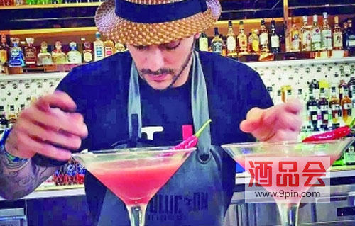 酒吧调酒师现状,酒吧行业发展程度如何