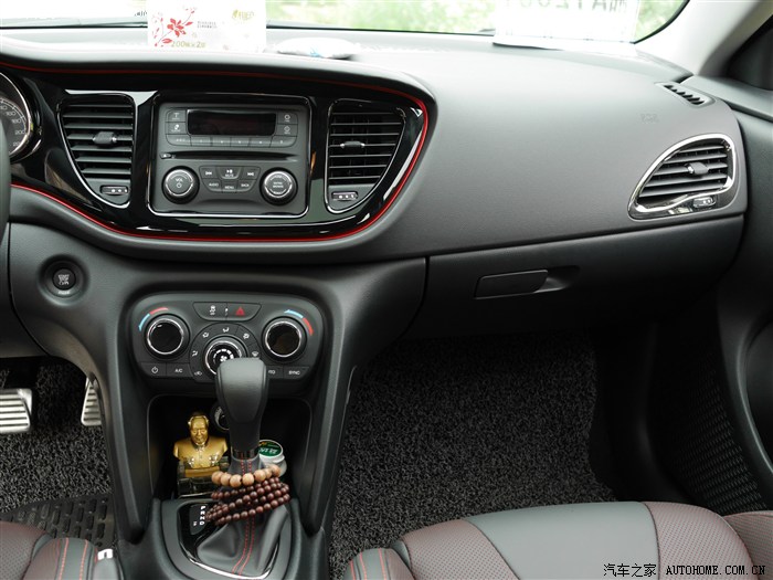 菲亚特致悦2014款拉花,致悦白色款改装