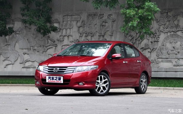 海马汽车发展史视频,海马汽车s1