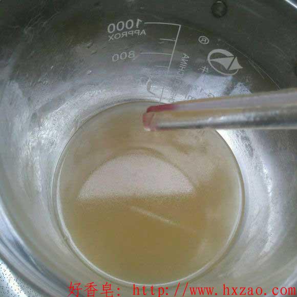 怎么做有颜色的蚕丝皂,蚕丝手工皂制作教程