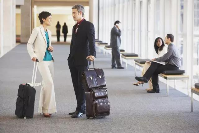 拉什么行李箱就知道你是哪个level的职场人?