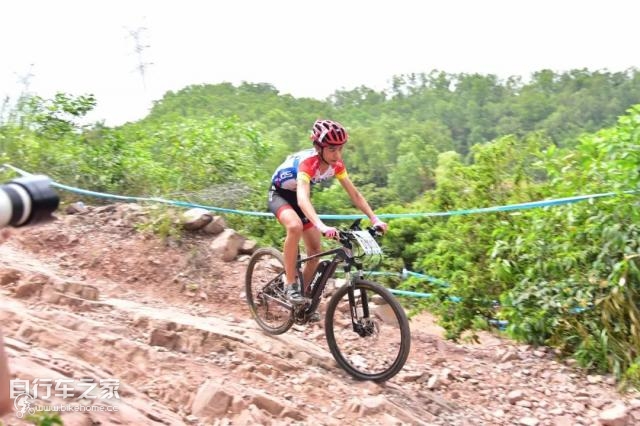 喜德盛锂电助力山地自行车,喜德盛锂电助力旅行自行车