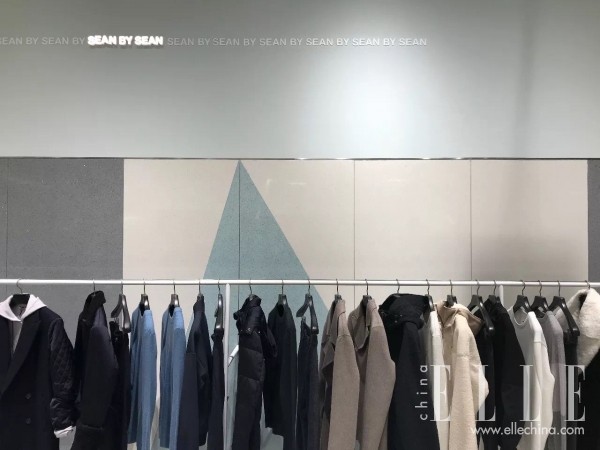 寰堟悶绗戠殑浜轰竴鐪嬪埌灏辩瑧,鐪嬭捣鏉ュ緢鎼炵瑧鐨勫鍥戒汉