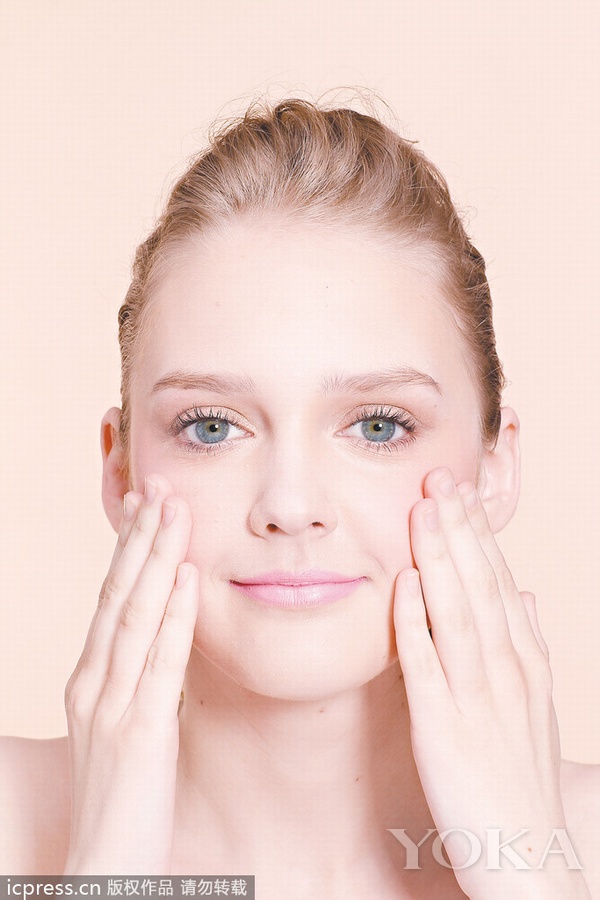 收缩毛孔粗大什么护肤品效果最好,收缩毛孔粗大的护肤品有效