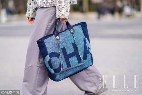 宋茜混搭双肩包个性加分,宋茜新包