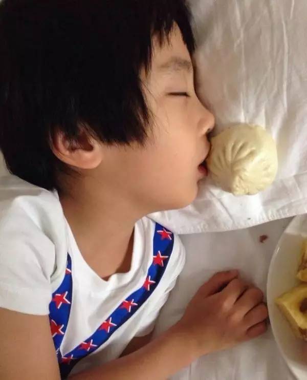 父亲节|这位逗逼，请问地上的“高冷男神”人设是你掉的吗？