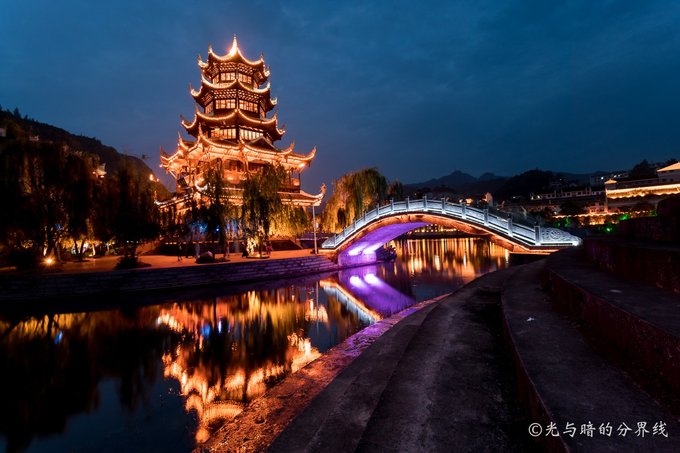 黄果树西江小七孔兴义青岩,西江苗寨黄果树青岩古镇位置