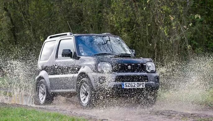 2021款吉姆尼与2015款吉姆尼的驾驶,吉姆尼新老款对比