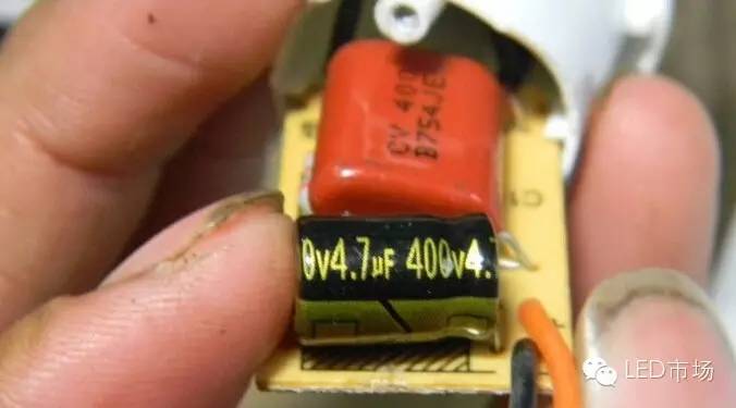 拆解5w节能灯,球泡灯拆解视频