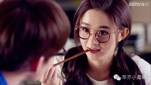 脸型和镜框有什么区别,脸型和眼镜框形状