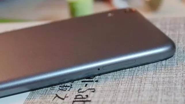 高冷的苹果抄袭两年前国产手机被责令停售？今后还能买到iPhone吗？