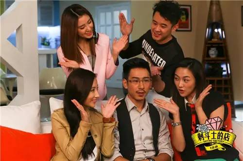 《太子妃》挂了，绿王上线，n年前上康熙时，他和小s。。。。