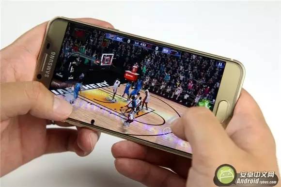 沉浸式体验手机游戏,三星galaxyc5pro和平精英