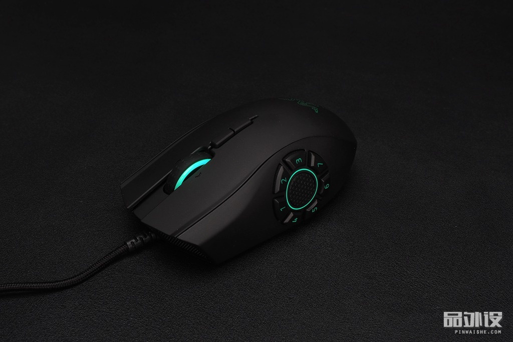 雷蛇那伽梵蛇六芒星背光灯不亮,雷蛇巴塞利斯蛇v2鼠标测评